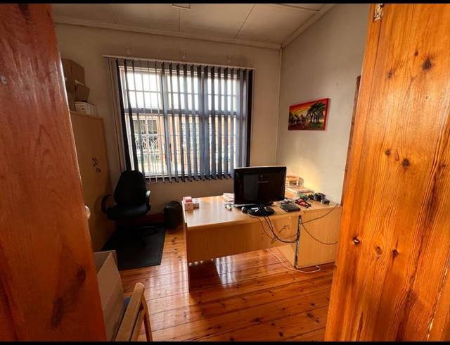 OFFICE FOR SALE IN PIETERMARITZBURG CENTRAL